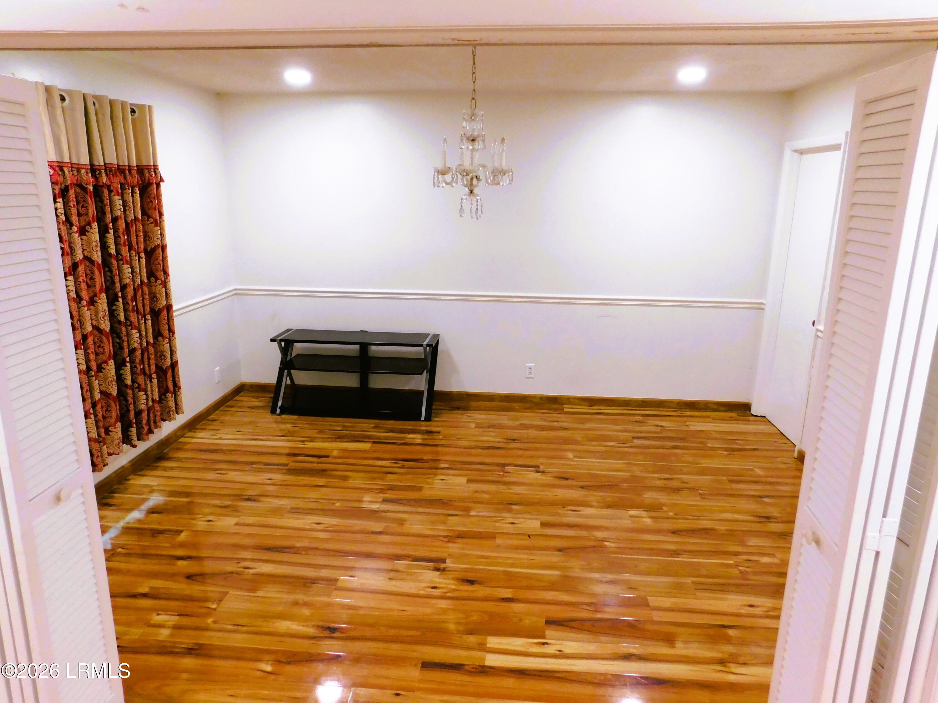 103 Stuart Town Road Beaufort, SC 29902 - Photo 3 of 38 03 - Dining Room
