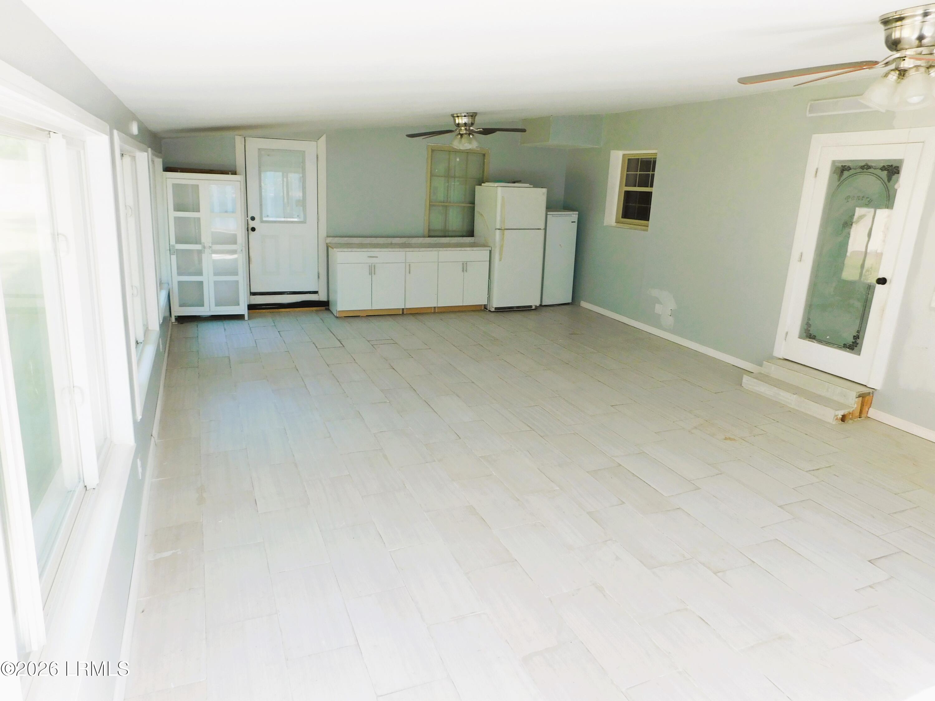 103 Stuart Town Road Beaufort, SC 29902 - Photo 31 of 38 32 - Carolina Room