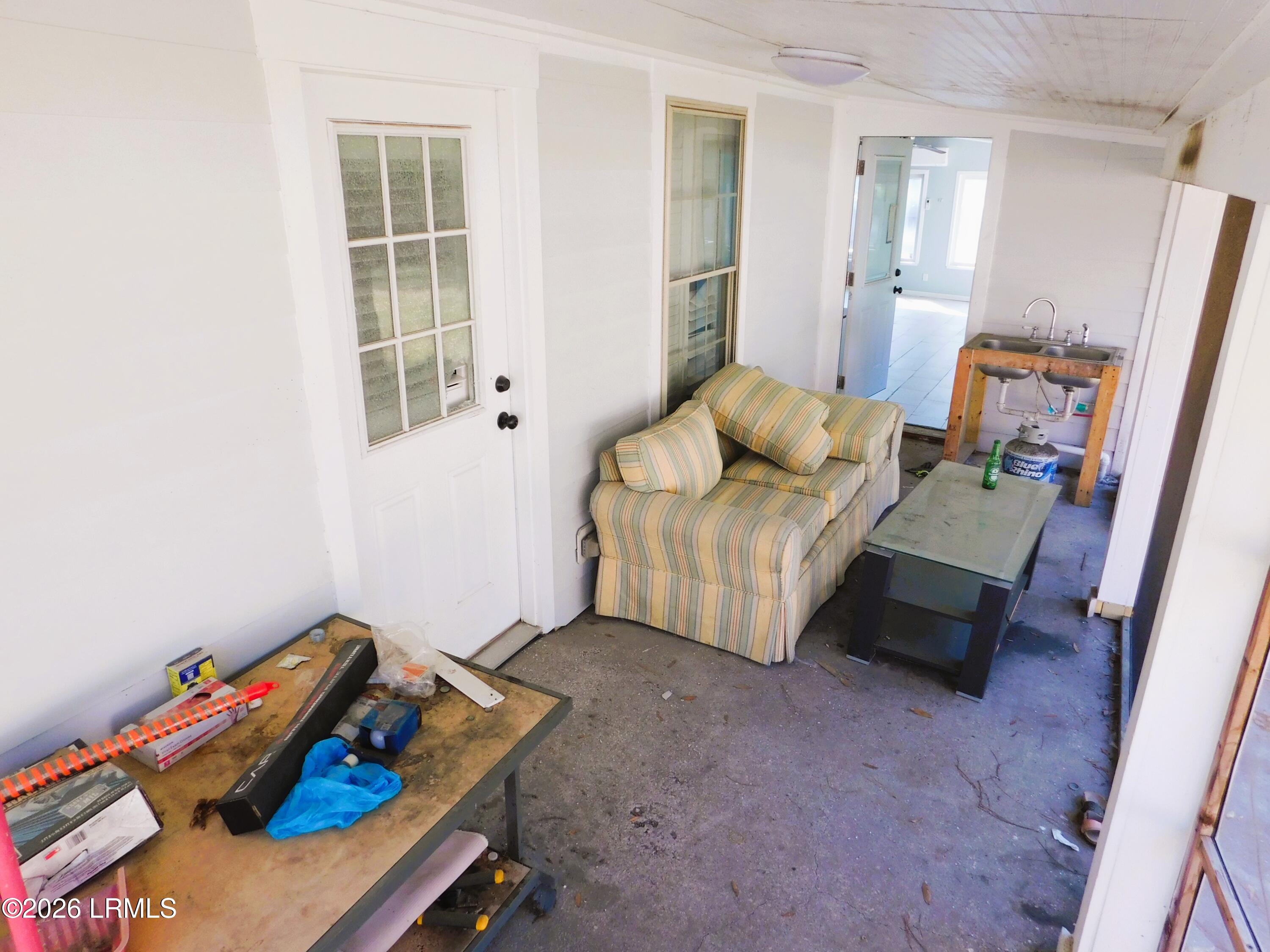 103 Stuart Town Road Beaufort, SC 29902 - Photo 33 of 38 34 - Screened Porch