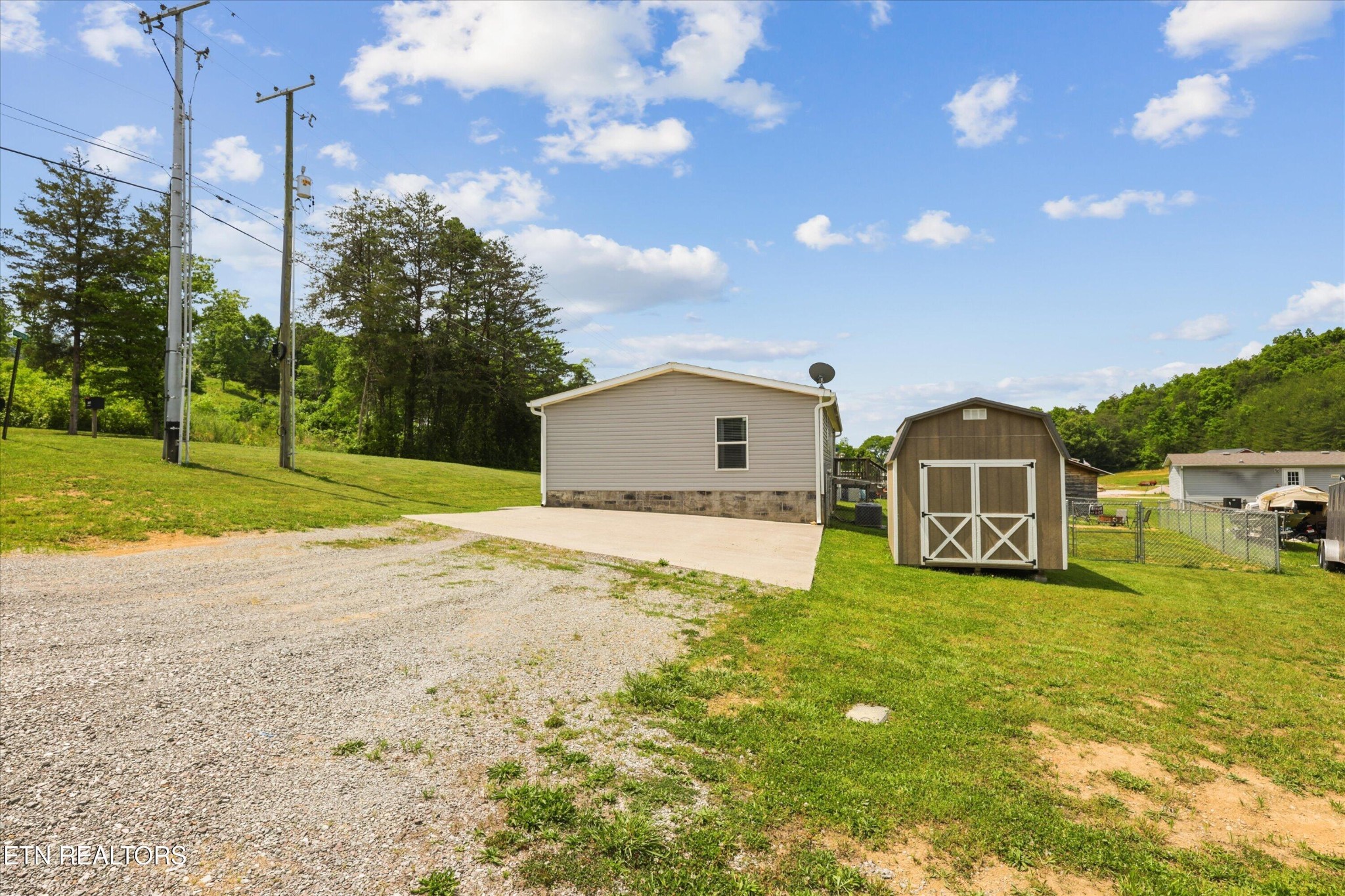 369 Possum Valley Road Maynardville, TN 37807 - Photo 3 of 37 Gallery Image 3
