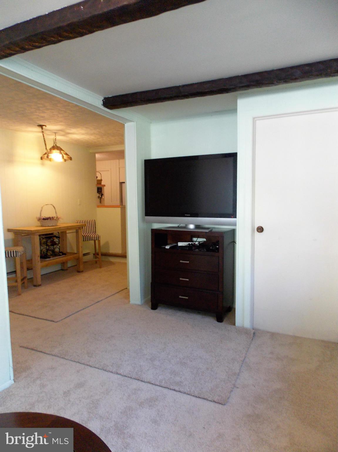 16515 Ridge Road King George, VA 22485 - Photo 11 of 25 Family Room