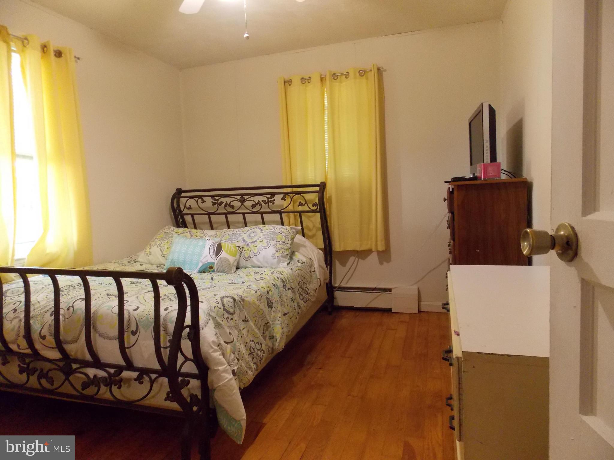 16515 Ridge Road King George, VA 22485 - Photo 12 of 25 Bedroom (Master)
