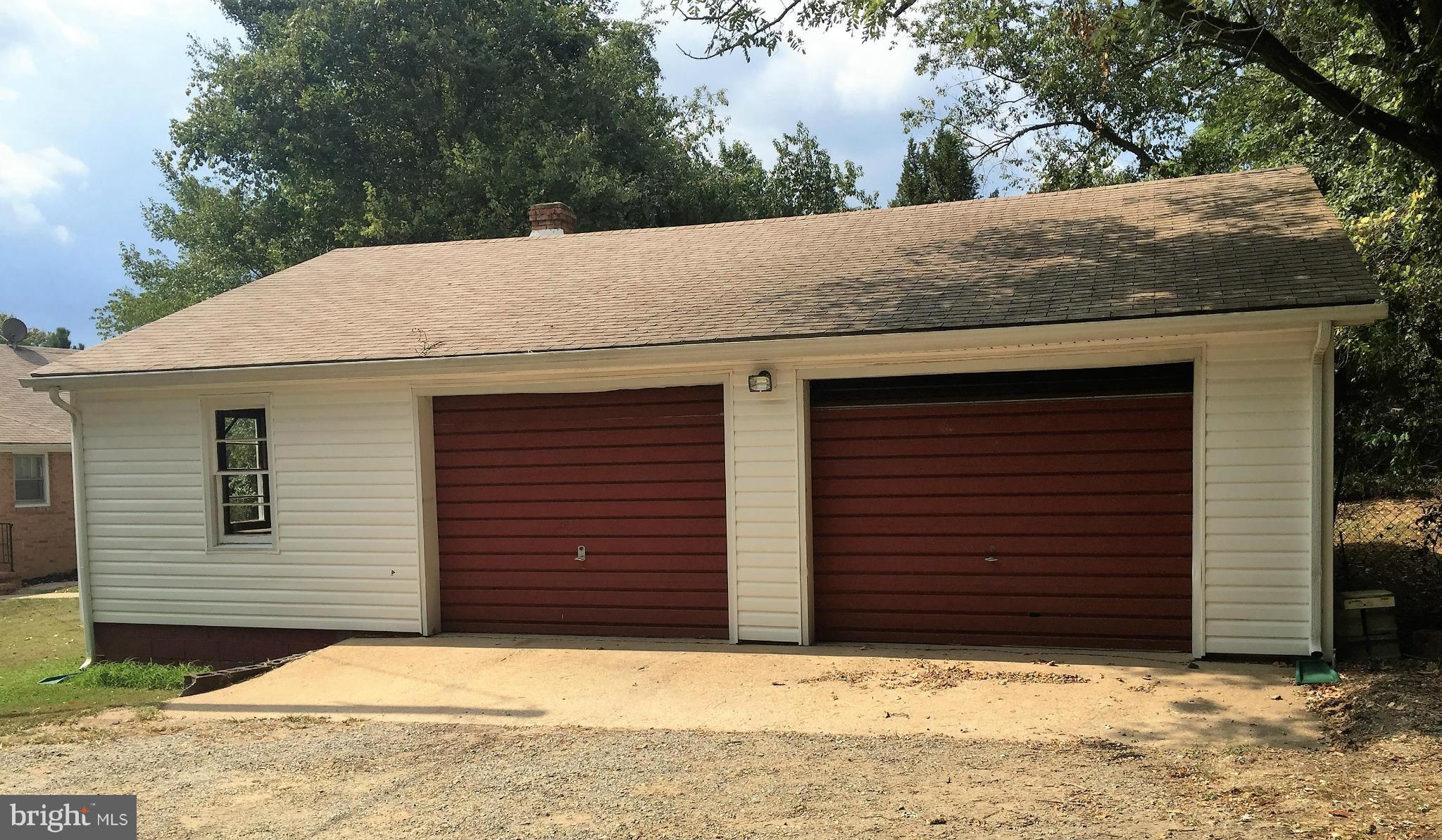 16515 Ridge Road King George, VA 22485 - Photo 22 of 25 Exterior (Rear)