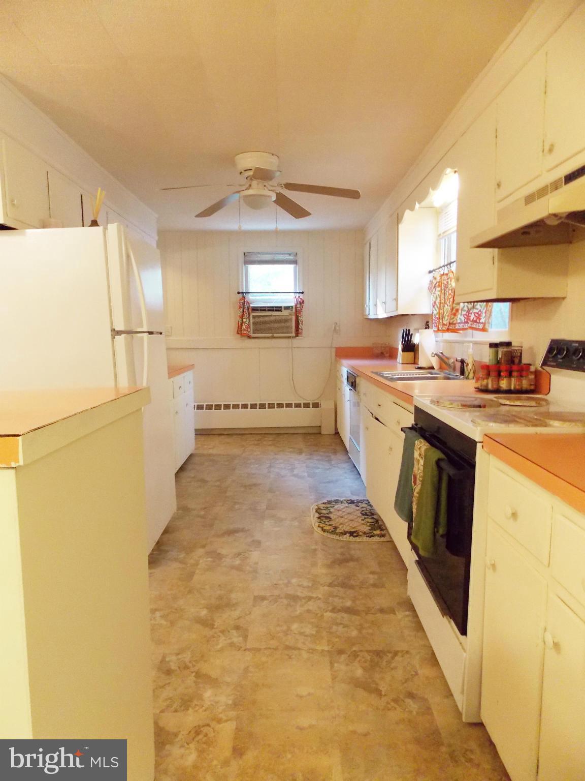 16515 Ridge Road King George, VA 22485 - Photo 5 of 25 Kitchen