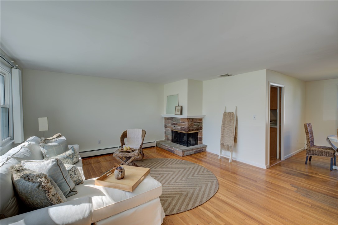 17 Riley Drive East Providence, RI 02915 - Photo 15 of 41