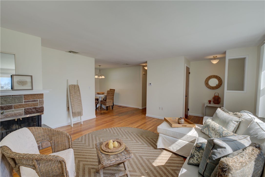 17 Riley Drive East Providence, RI 02915 - Photo 17 of 41