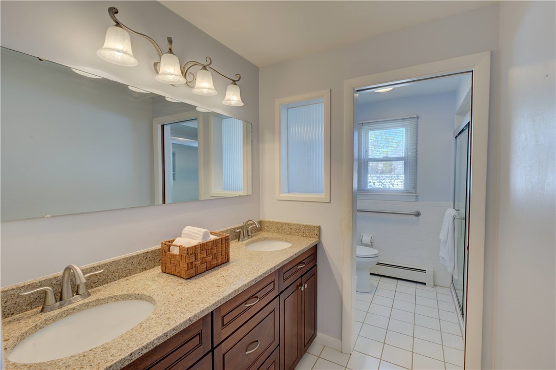 17 Riley Drive East Providence, RI 02915 - Photo 21 of 41