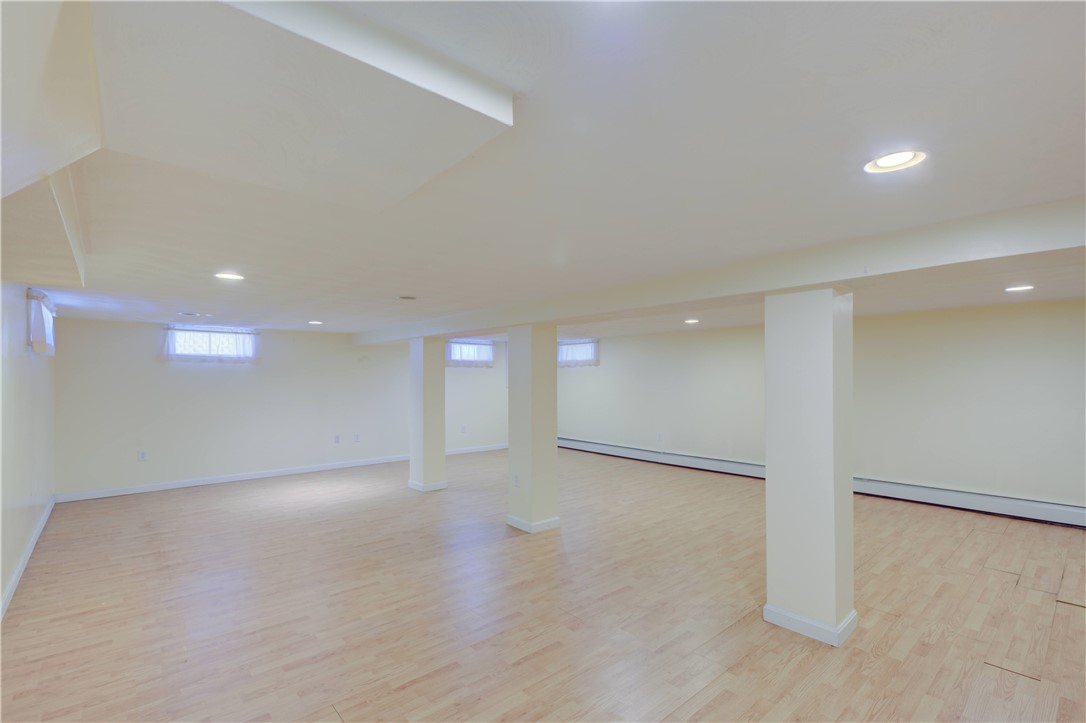 17 Riley Drive East Providence, RI 02915 - Photo 30 of 41