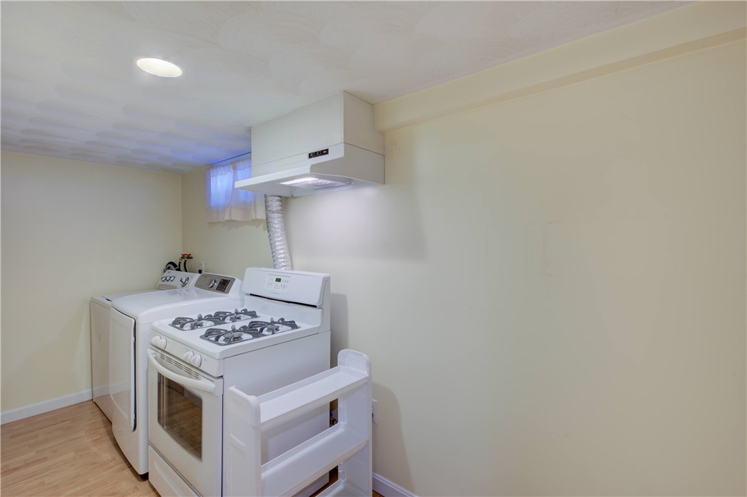 17 Riley Drive East Providence, RI 02915 - Photo 34 of 41