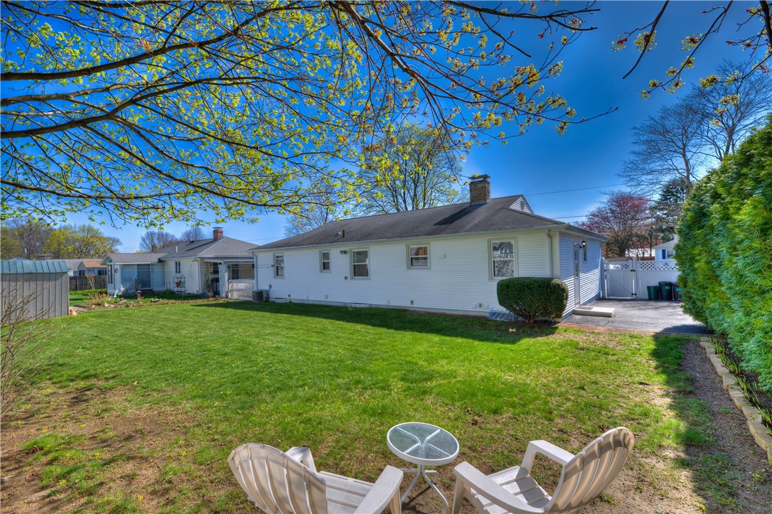 17 Riley Drive East Providence, RI 02915 - Photo 37 of 41