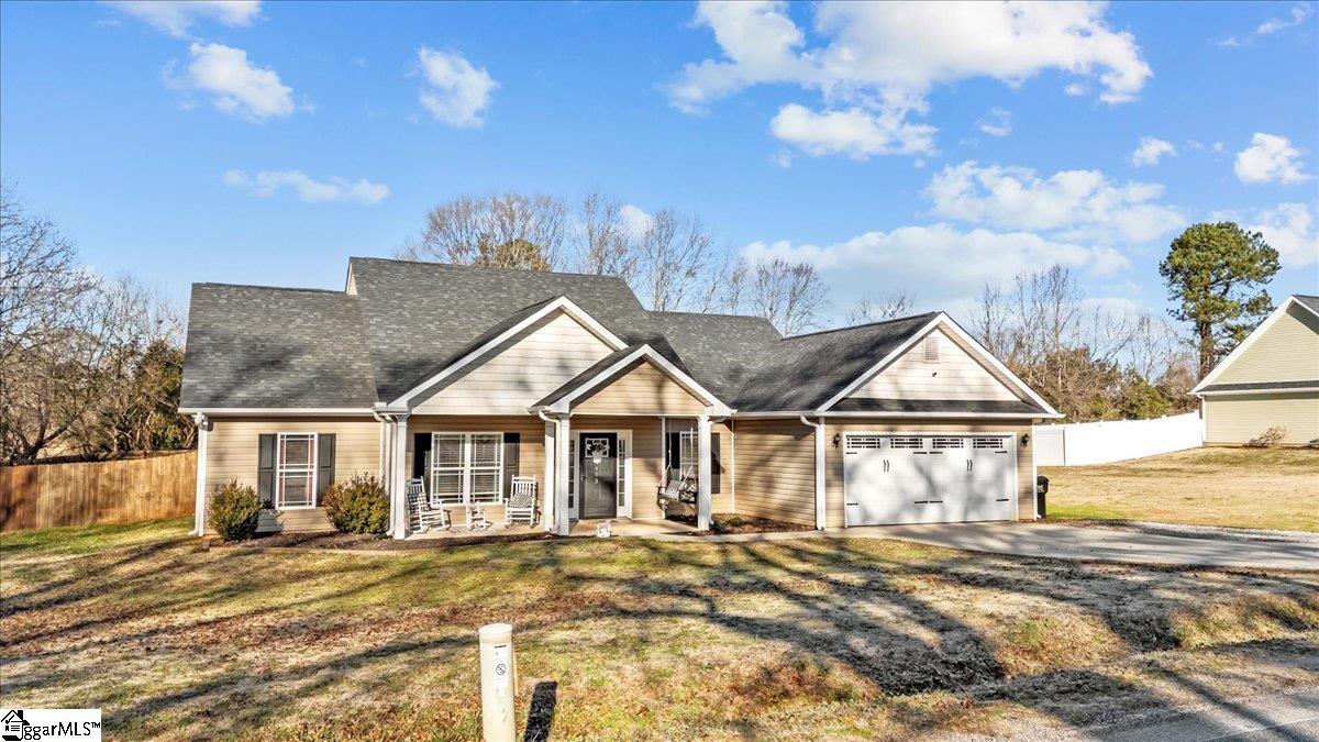 1403 Dunn Road Anderson, SC 29625 - Photo 3 of 33