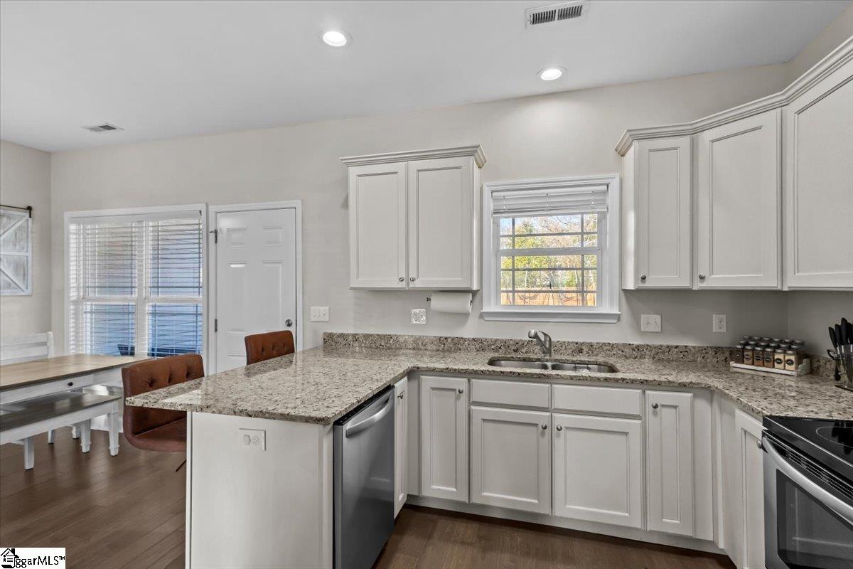 1403 Dunn Road Anderson, SC 29625 - Photo 10 of 33