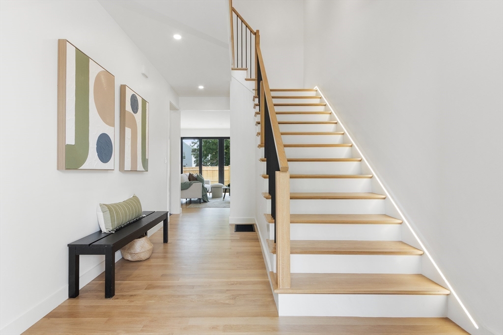 22 Appleton Street, Unit 2 Waltham, MA 02453 - Photo 4 of 38 Gallery Image 4