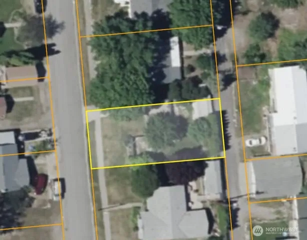 $44,900 | 605 Aspen Street, Coulee Dam, WA 99116