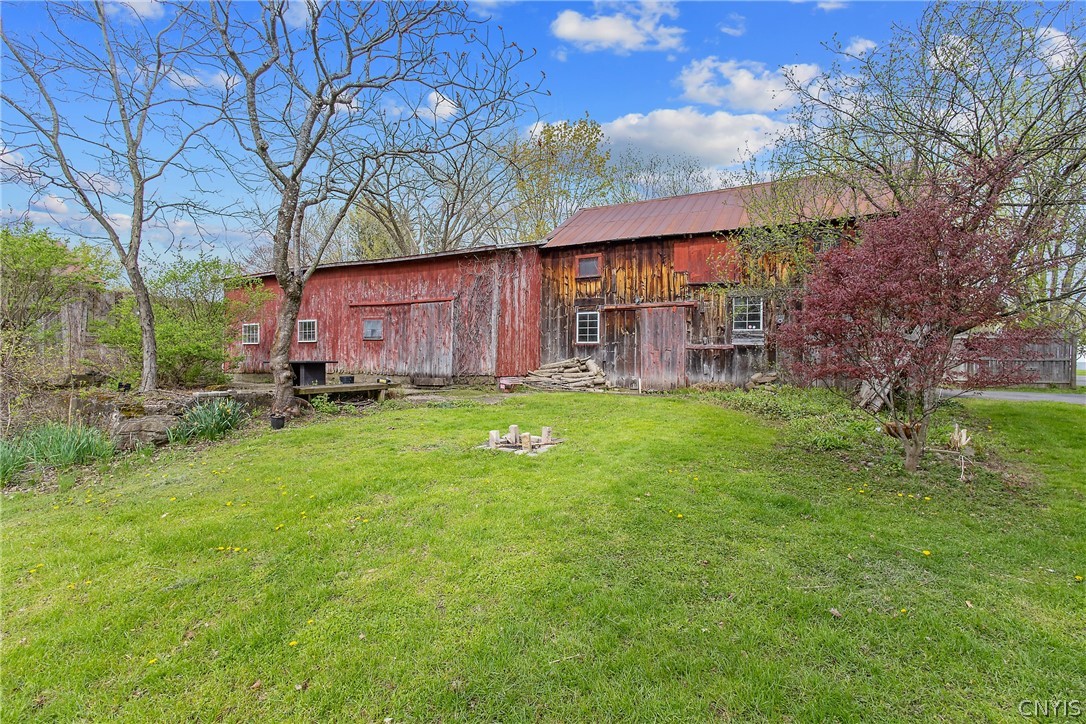 8198 Soule Road Clay, NY 13090 - Photo 6 of 28 Main Barn