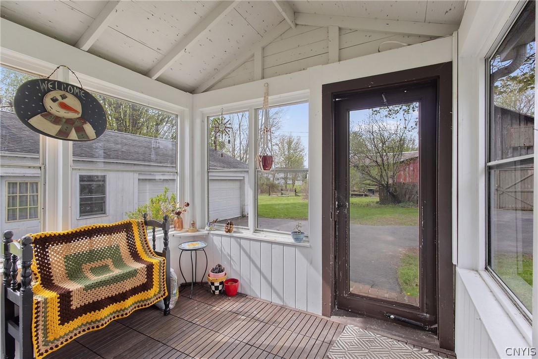 8198 Soule Road Clay, NY 13090 - Photo 8 of 28 Entry Breezeway