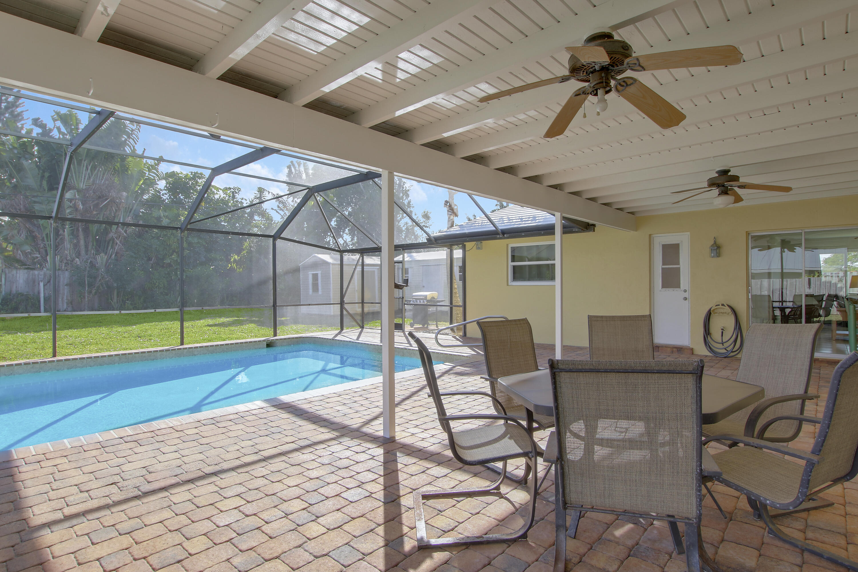 2480 Windsor Road Palm Beach Gardens, FL 33410 - Photo 30 of 44 Pool 2