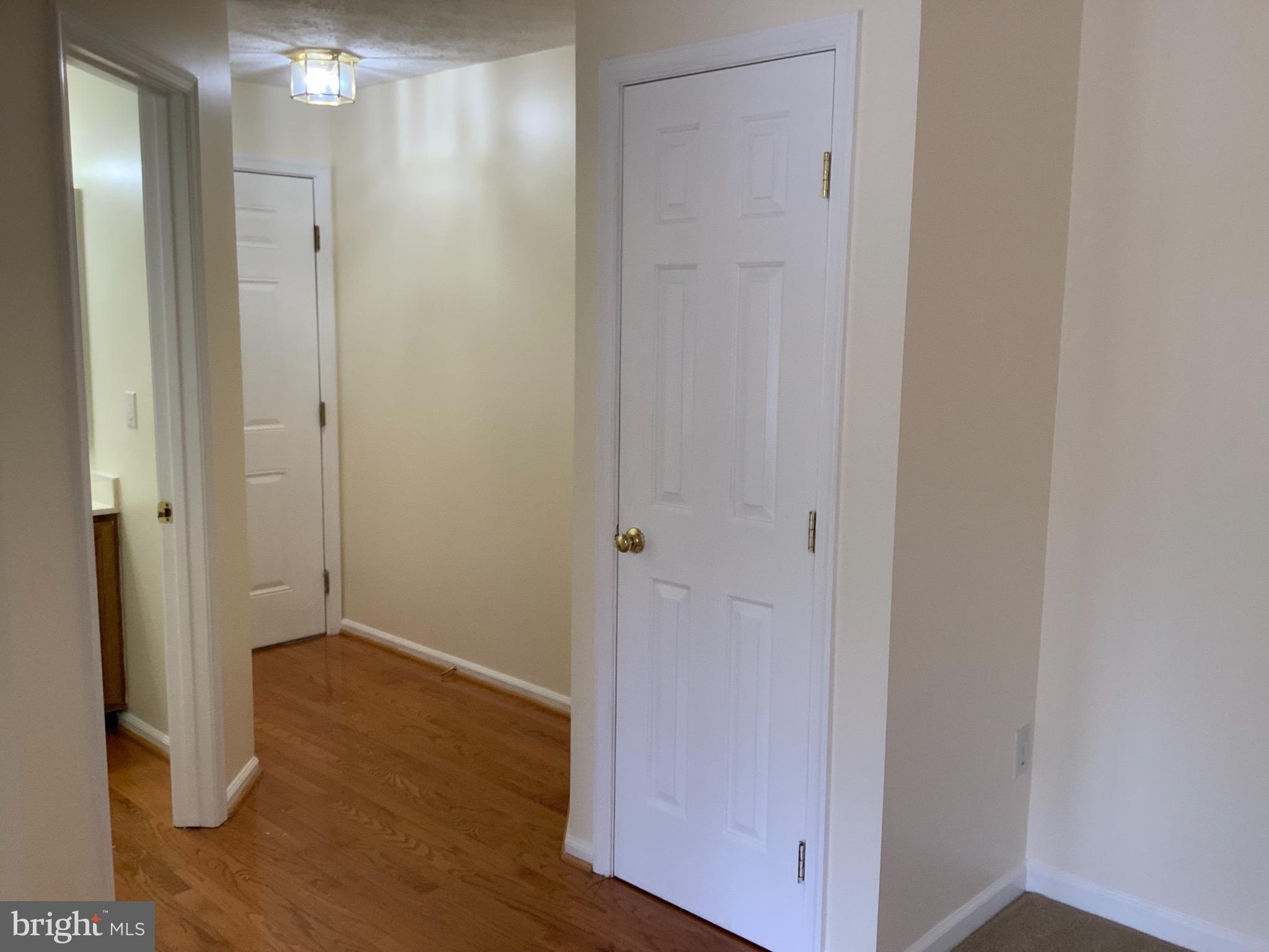 692 Winding Stream Way, Unit 204 Odenton, MD 21113 - Photo 2 of 17 Foyer
