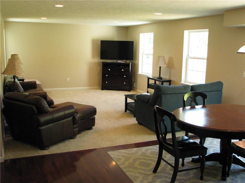 806 Marko Farms Road Irwin, PA 15642 - Photo 15 of 25 Gallery Image 15