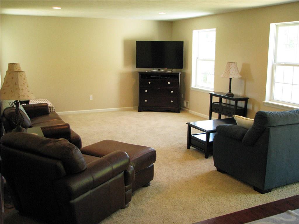 806 Marko Farms Road Irwin, PA 15642 - Photo 16 of 25 Gallery Image 16
