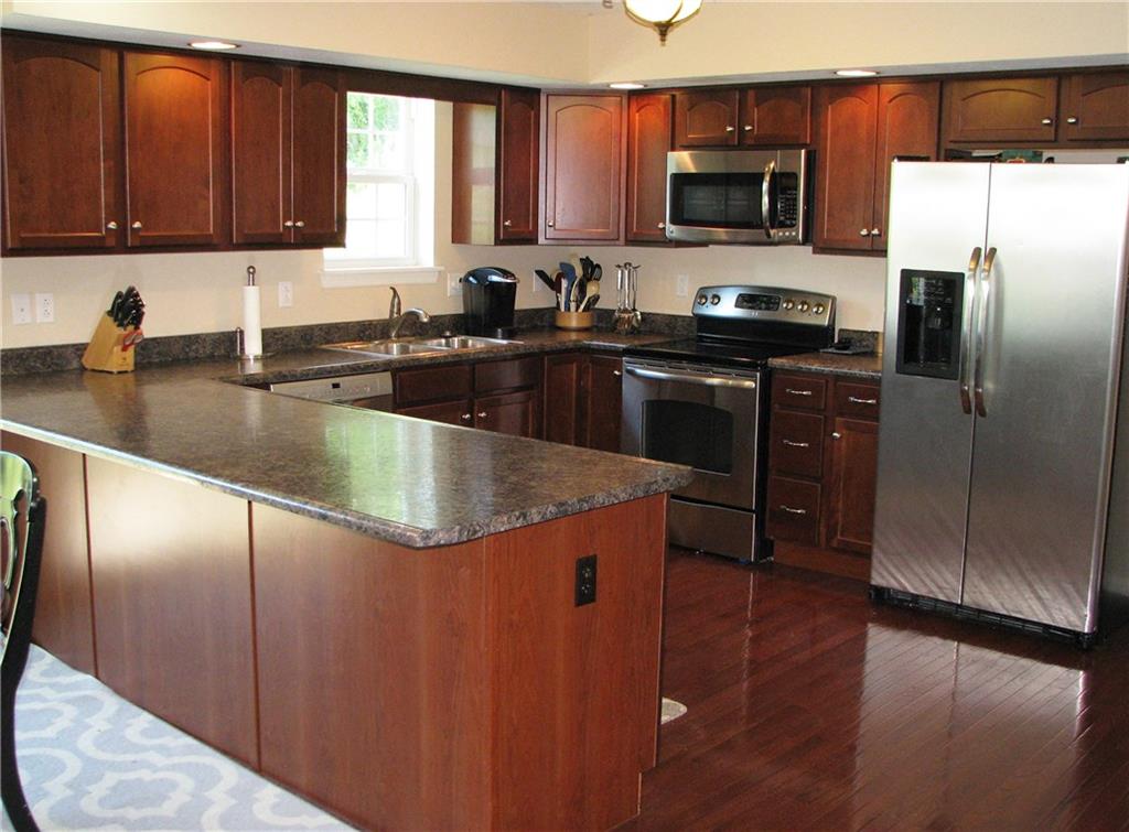 806 Marko Farms Road Irwin, PA 15642 - Photo 9 of 25 Gallery Image 9
