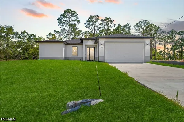 $309,000 | 2614 71st Street West, Lehigh Acres, FL 33971