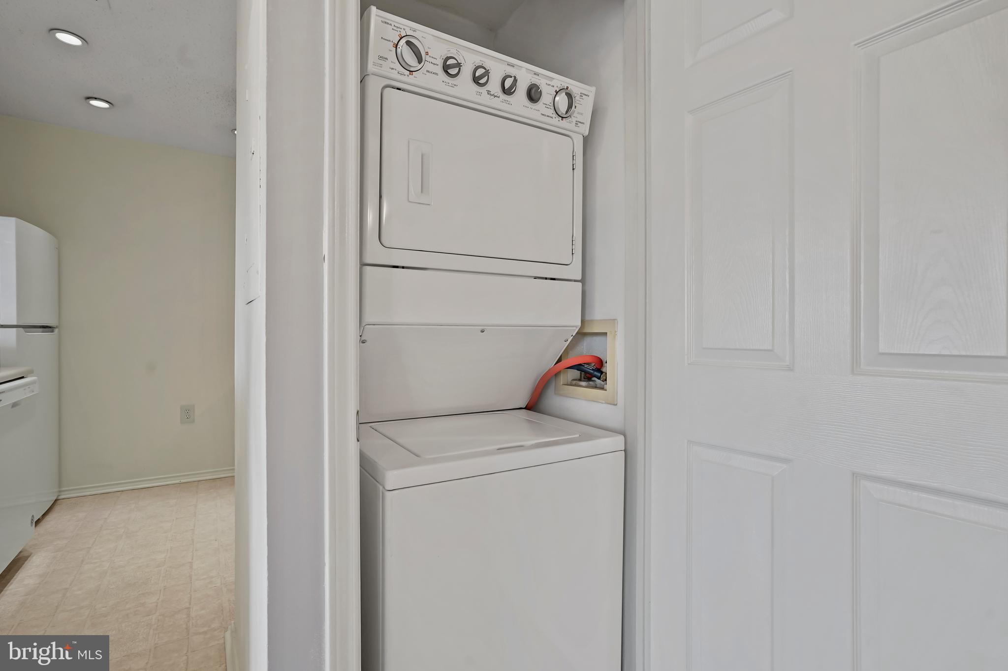 20951 Timber Ridge Terrace, Unit 303 Ashburn, VA 20147 - Photo 3 of 22 Gallery Image 3