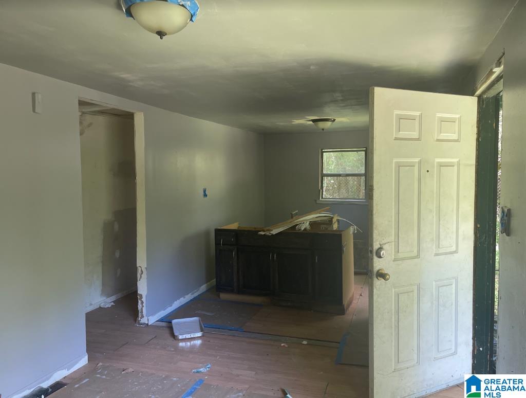 2041 Cunningham Street Birmingham, AL 35217 - Photo 4 of 14