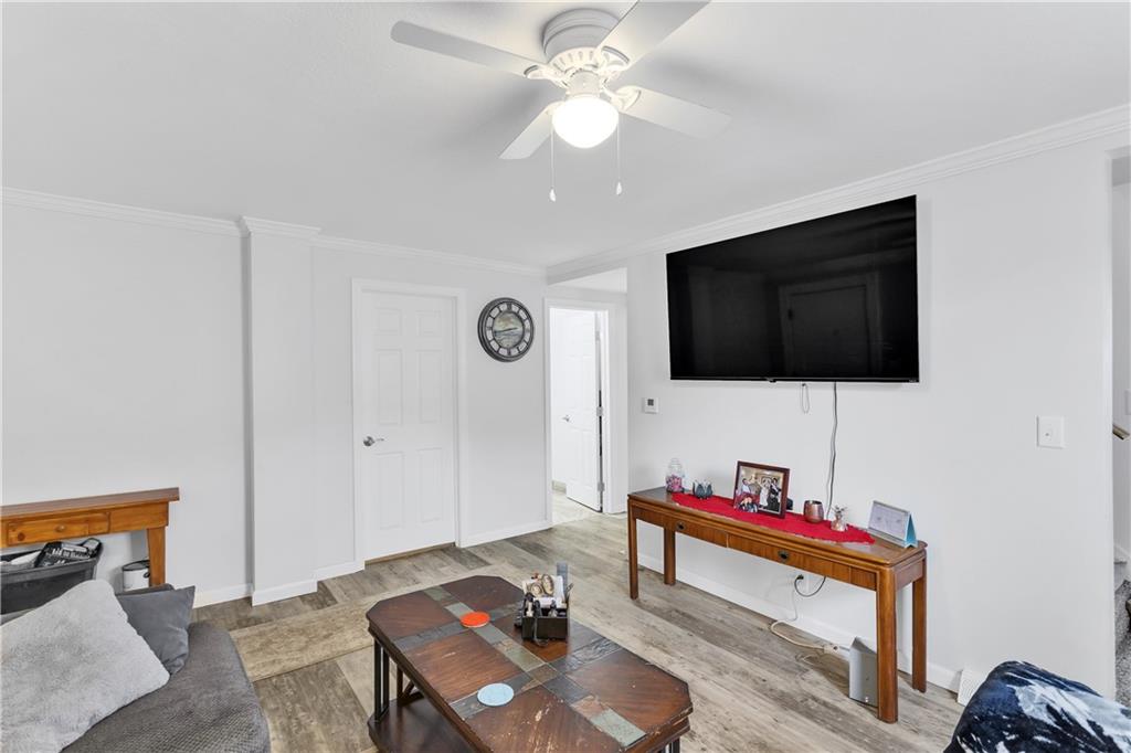 31 Penn Street Manor, PA 15665 - Photo 12 of 26