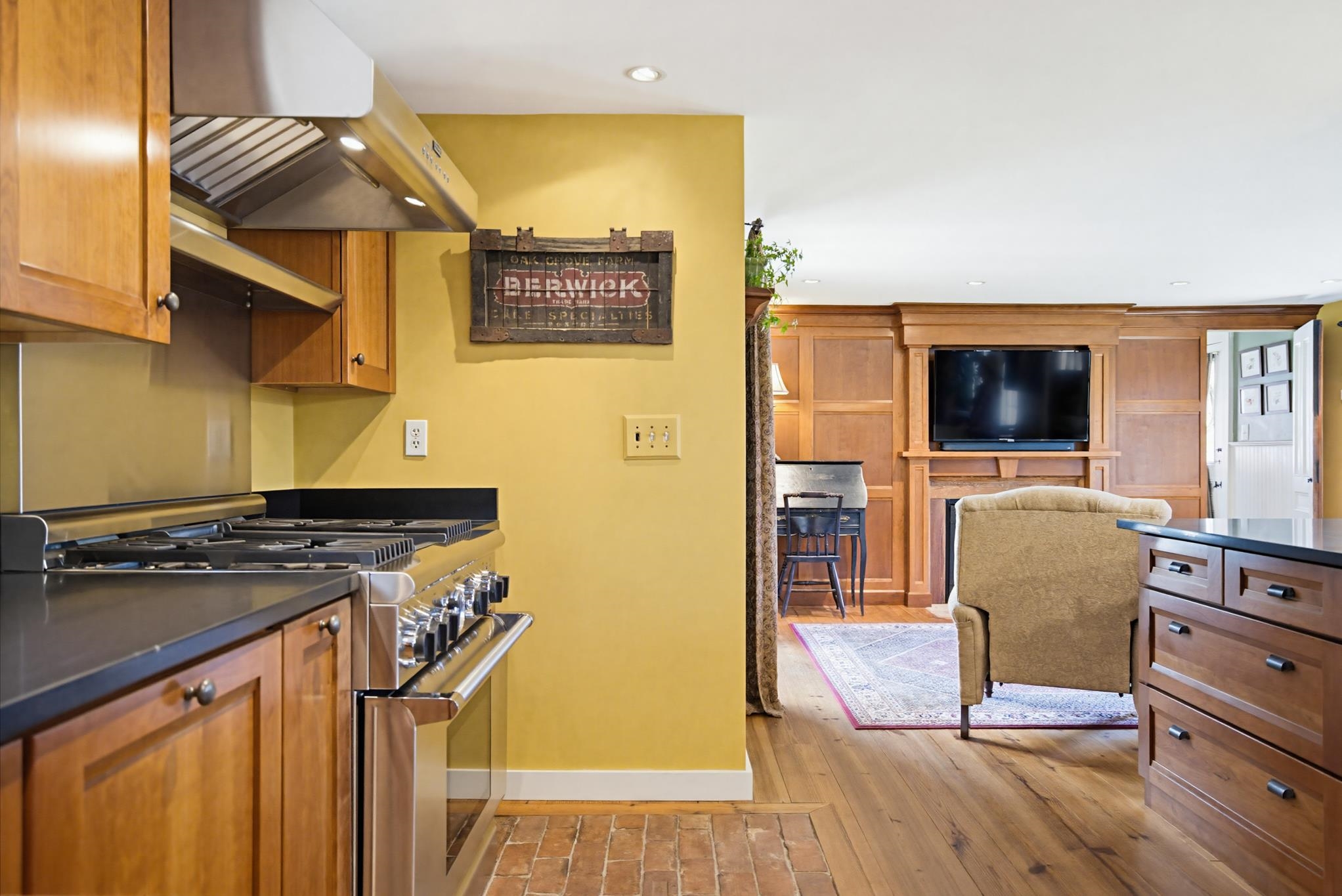 41 West Lull Place New Boston, NH 03070 - Photo 29 of 60