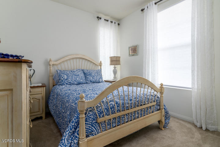 254 Stonegate Road Camarillo, CA 93010 - Photo 12 of 26 254 12