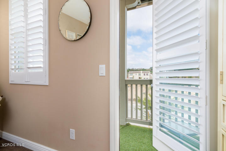 254 Stonegate Road Camarillo, CA 93010 - Photo 18 of 26 254 18