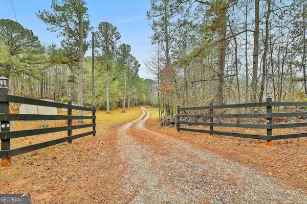 $579,000 | 250 Mobley Bridge Road, LaGrange, GA 30241