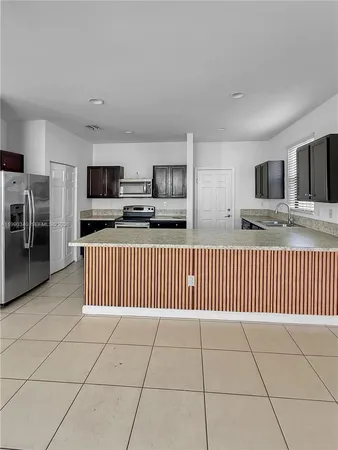 $4,000 | 709 Southeast 35th Avenue, Unit 709, Homestead, FL 33033