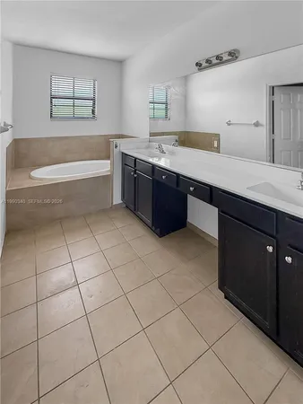 $4,000 | 709 Southeast 35th Avenue, Unit 709, Homestead, FL 33033