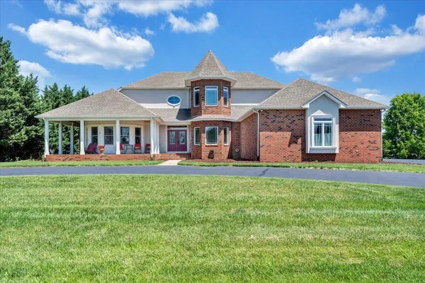 $895,000 | 625 Frontier Way, Fincastle, VA 24090