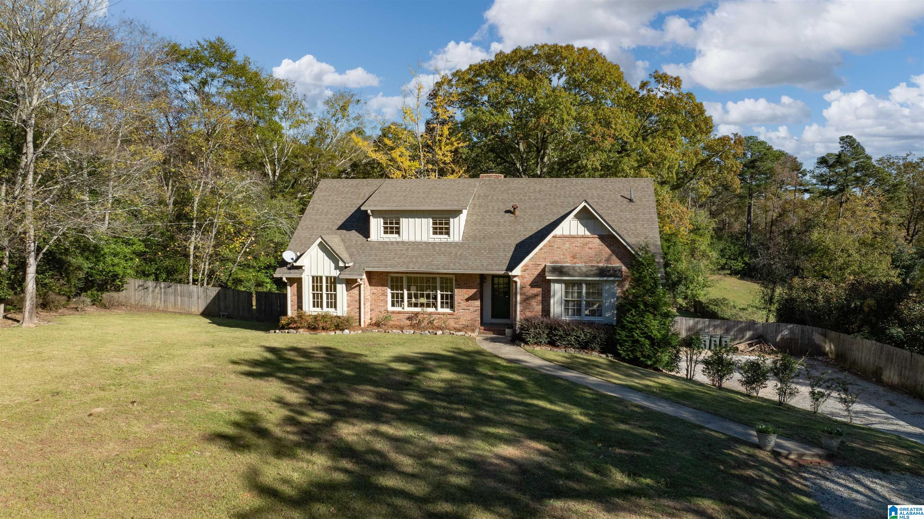 4221 Caldwell Mill Road Birmingham, AL 35243 - Photo 2 of 73
