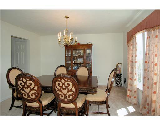 5017 Venice Road Pittsburgh, PA 15209 - Photo 3 of 15 Dining Room.