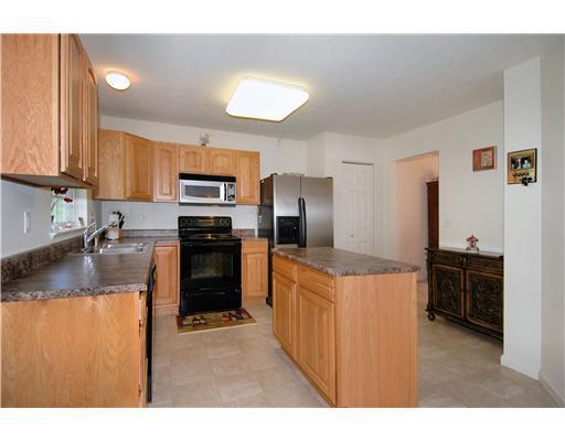 5017 Venice Road Pittsburgh, PA 15209 - Photo 5 of 15 Kitchen.