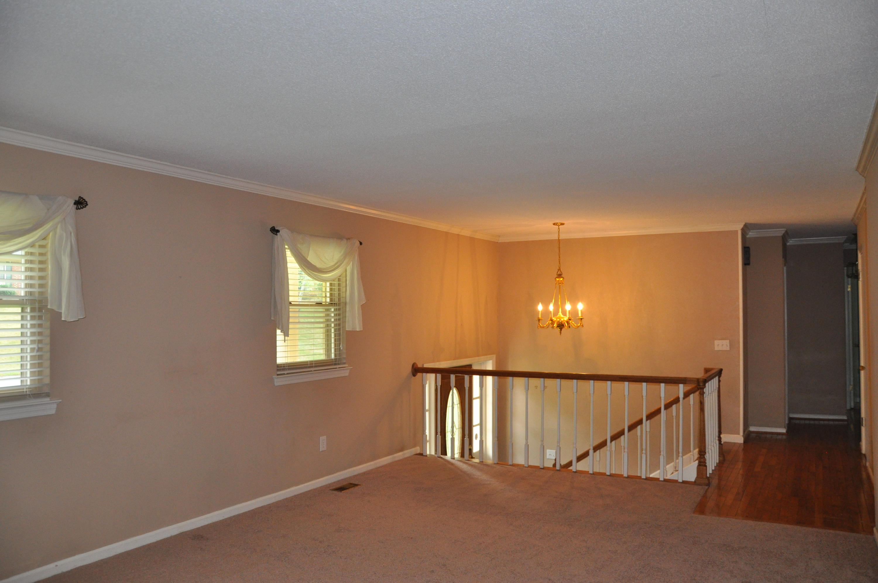 622 Timber Ridge Drive Hixson, TN 37343 - Photo 3 of 21 DSC_0447
