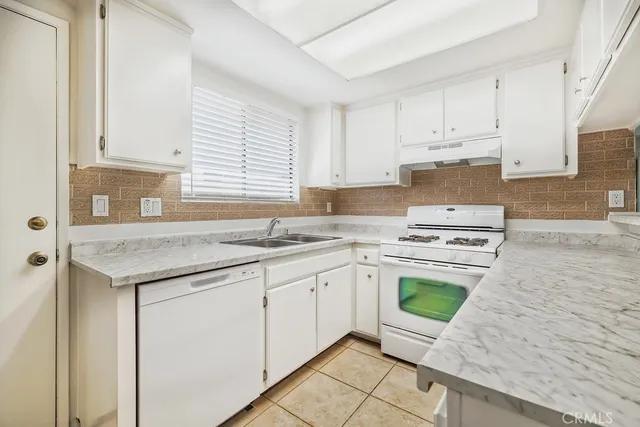 $2,250 | 34414 Laura Way, Rancho Mirage, CA 92270