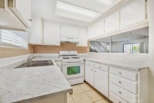 $2,250 | 34414 Laura Way, Rancho Mirage, CA 92270