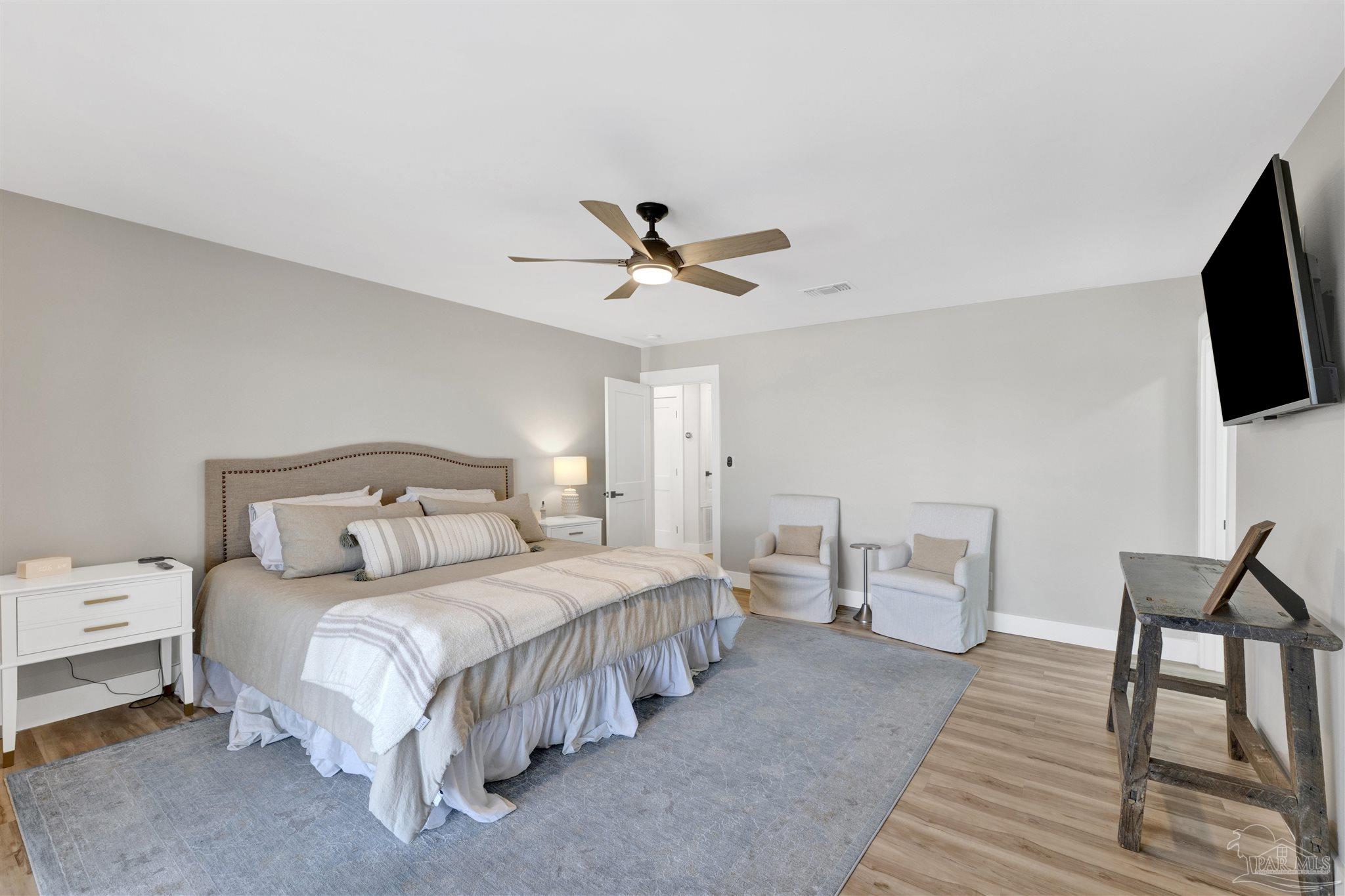5470 North Shore Road Pensacola, FL 32507 - Photo 18 of 60