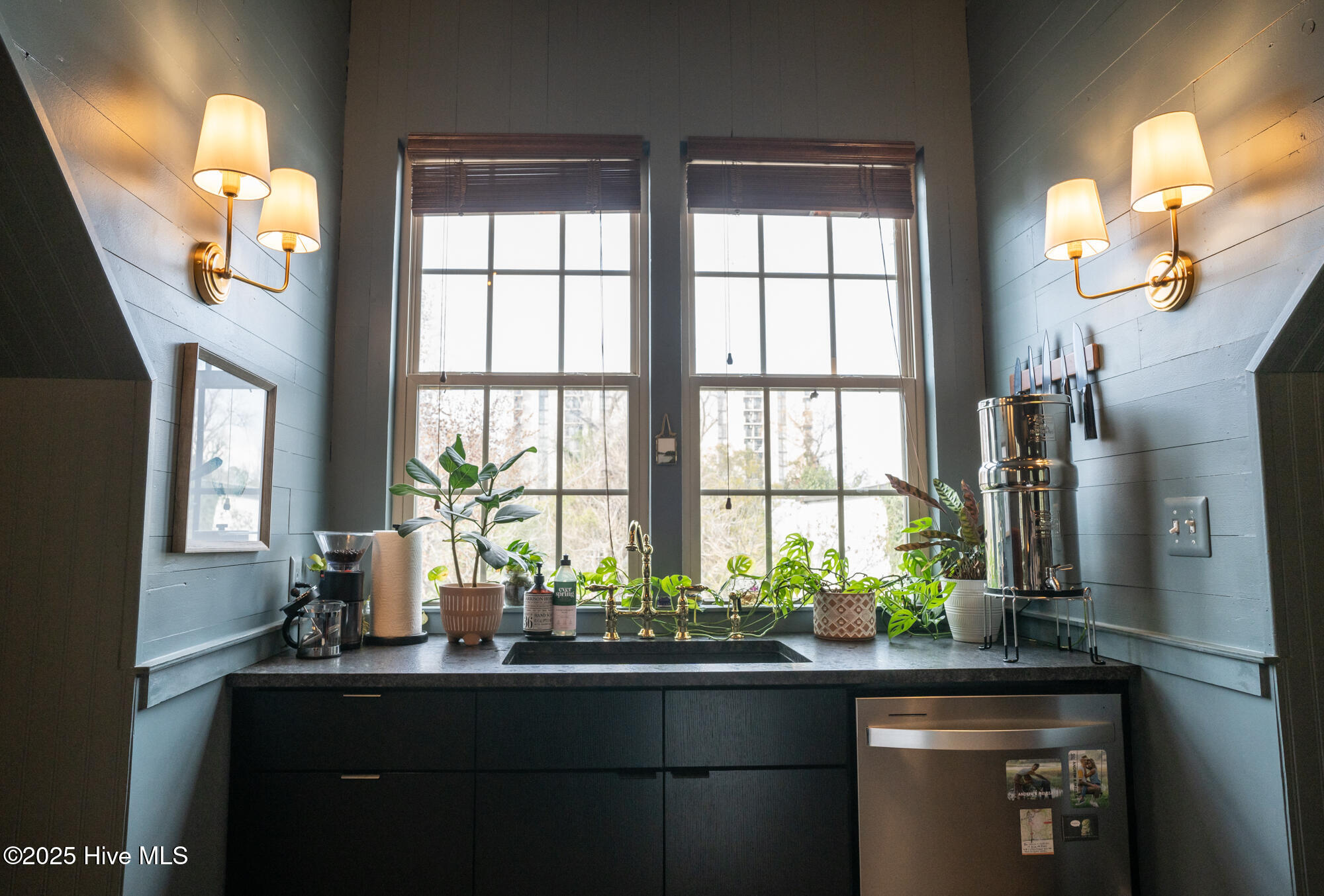 5 Queen Street, Unit B Wilmington, NC 28401 - Photo 17 of 27 5 QUEEN ST B-16