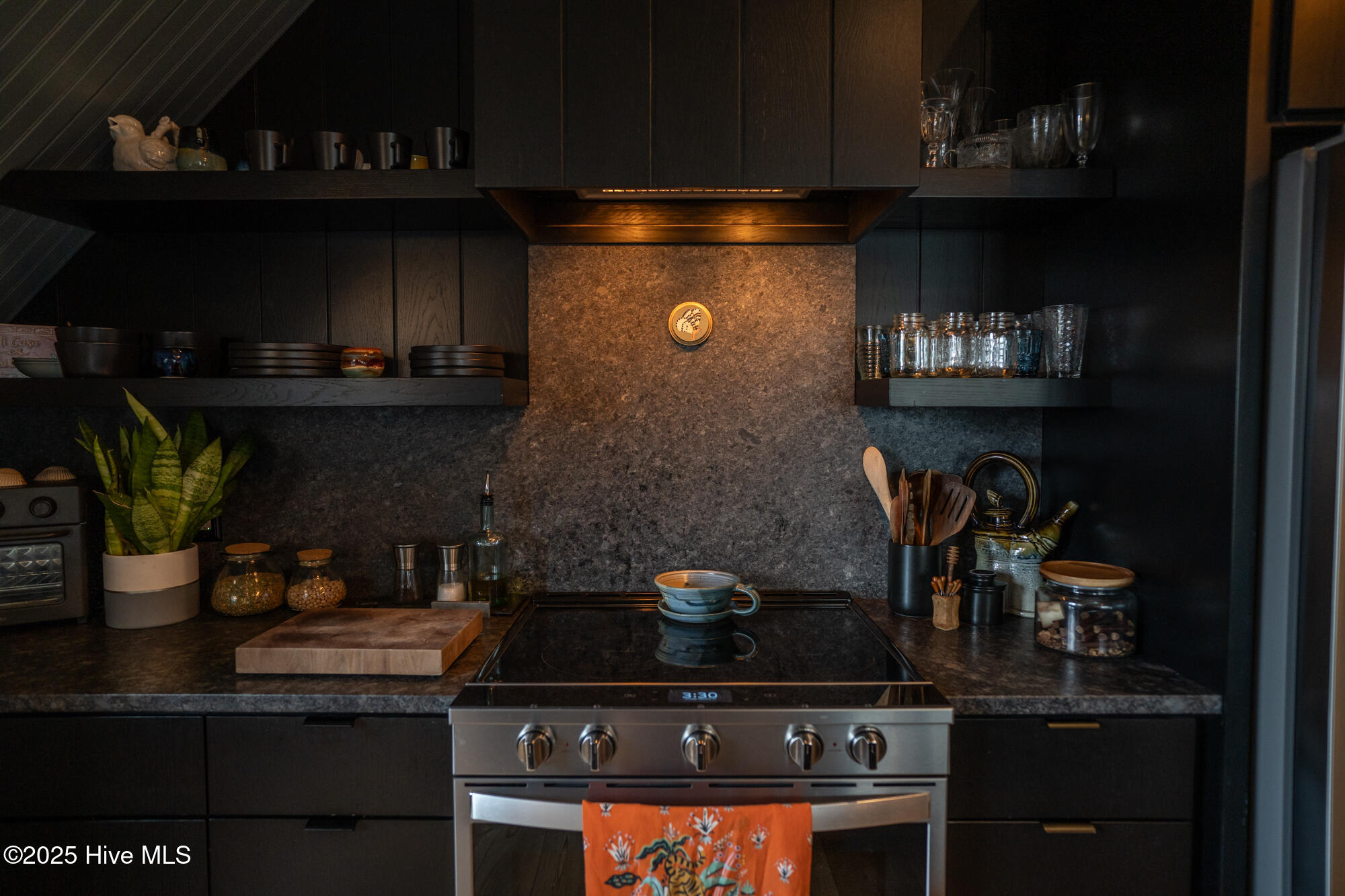 5 Queen Street, Unit B Wilmington, NC 28401 - Photo 18 of 27 5 QUEEN ST B-14