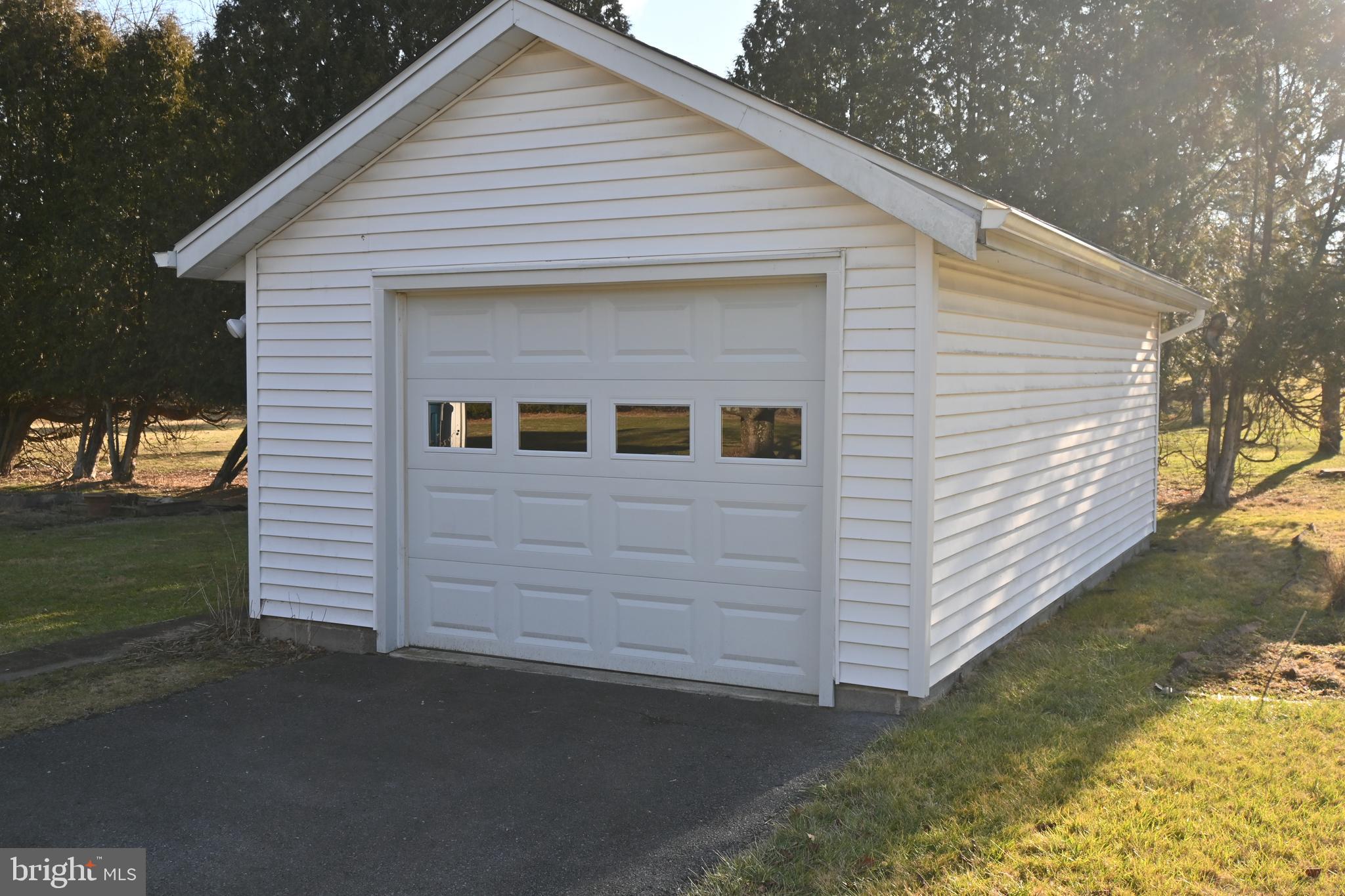 4865 Vera Cruz Road Emmaus, PA 18049 - Photo 15 of 63 Gallery Image 15
