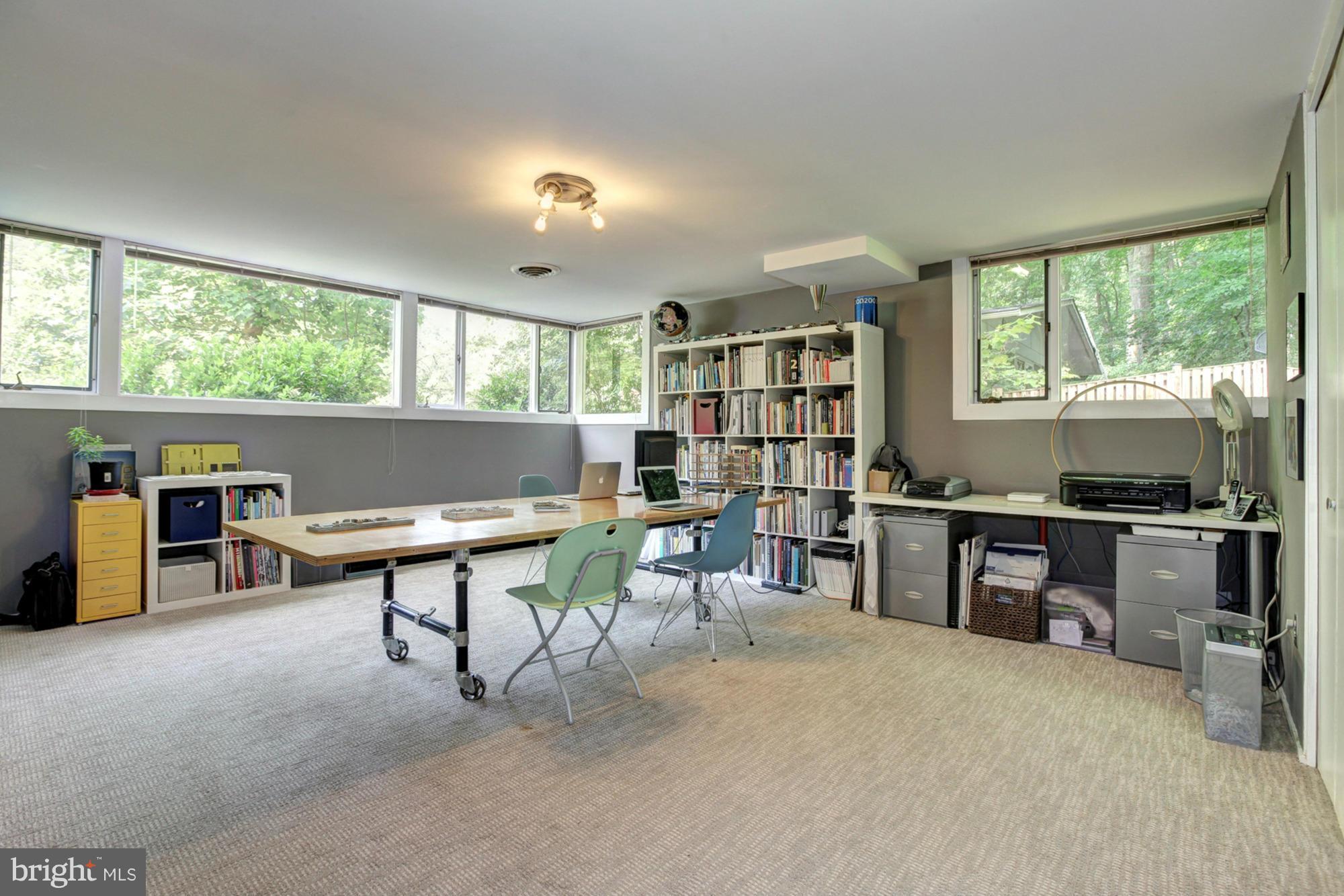 3946 Rickover Road Silver Spring, MD 20902 - Photo 21 of 30 a workspace with furniture and window