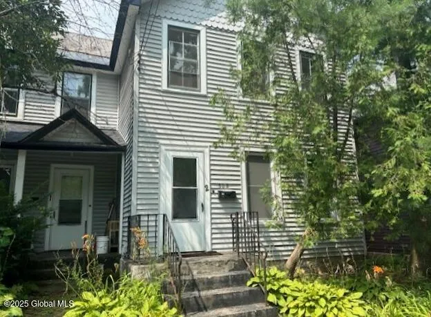 $1,845 | 305 Nelson Avenue, Unit 2, Saratoga Springs, NY 12866