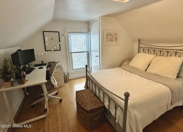 $1,845 | 305 Nelson Avenue, Unit 2, Saratoga Springs, NY 12866