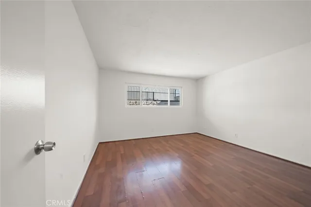 $439,000 | 5500-5500 Ackerfield Avenue, Unit 501, Long Beach, CA 90805